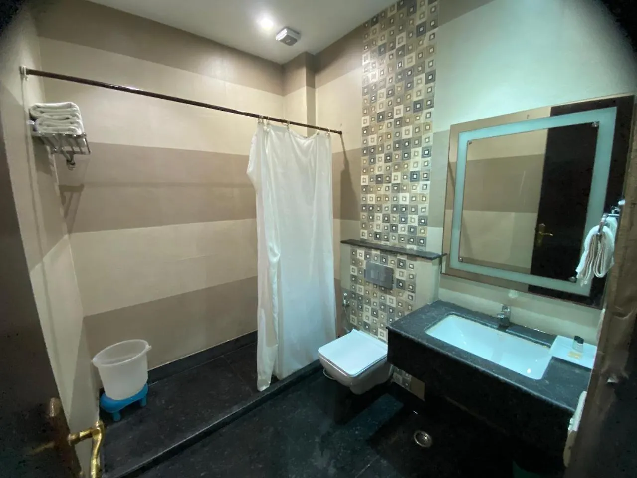 *** Hotel Hotelmaple Ridge Tajganj India